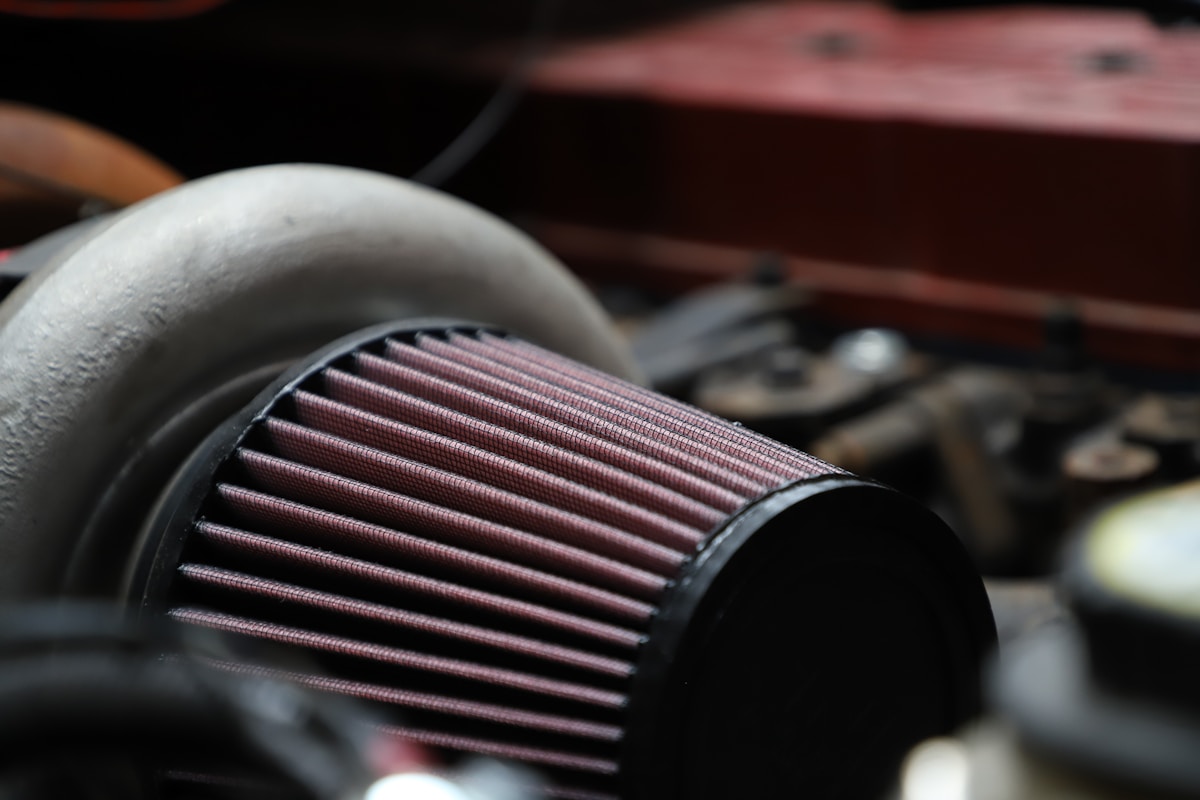 servicing workshop image